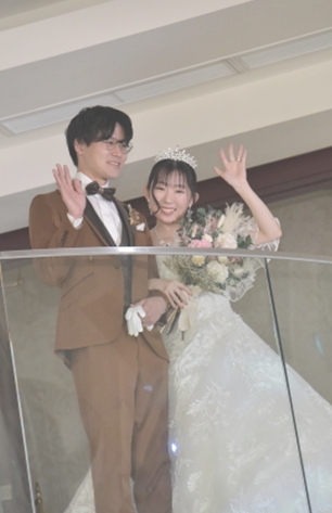 NIHOの卒花レポート写真3。ゲストへの心温まるおもてなしの様子が伝わります。